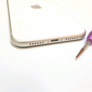 iPhone11 ライトニング修理