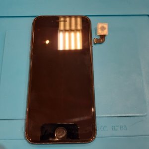 iPhone8 アウトカメラ交換