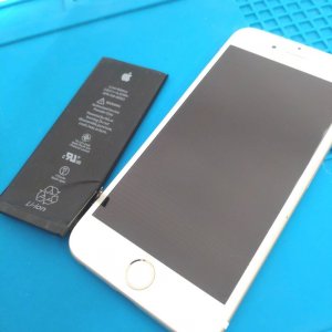 iPhone6S バッテリー交換