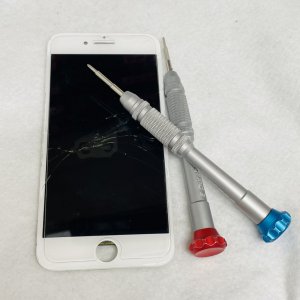 iPhone8 液晶交換