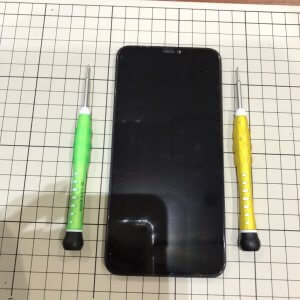 iPhone11ProMax 液晶交換修理