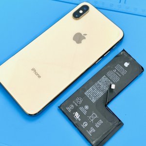 iPhoneXS バッテリー交換