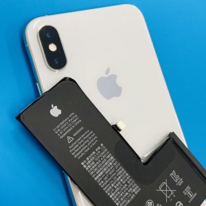 iPhoneXS バッテリー交換修理