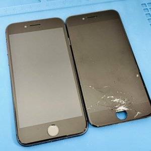 iPhone8液晶交換修理