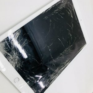 iPad Air ガラスパネル交換