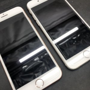iPhone6S 強化ガラス貼り付け