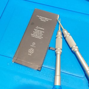 iPhone8Plus バッテリー交換修理