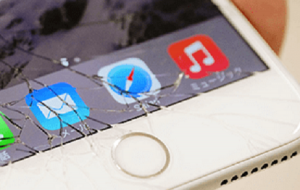 出張中にガラス面破損!!→仕事中でも大丈夫,30分で交換完了!!