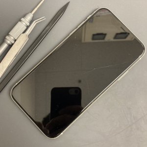 iPhoneXS 画面割れ 修理