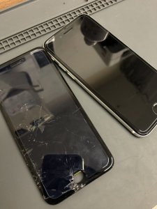 iPhoneSE2 パネル交換