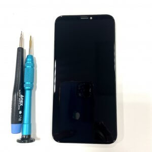 iPhone11 液晶交換 時々タッチが効かない、、、交換のサインです!