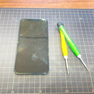 iPhone11Pro フロントパネル交換修理