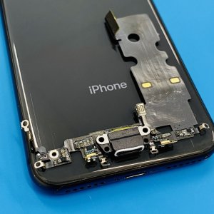 iPhone8 ライトニング修理
