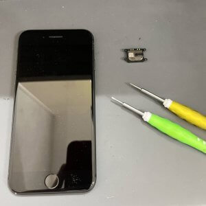 iPhone 8 イヤースピーカー交換