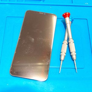 iPhone XSMAX 液晶交換修理