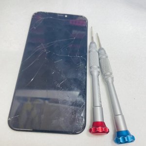 iPhone11Pro 液晶交換