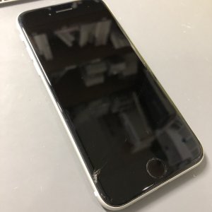 iPhone8 フロントパネル交換