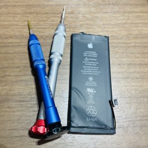 iPhone8 バッテリー交換