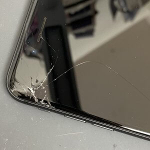 iPhone8 パネル交換