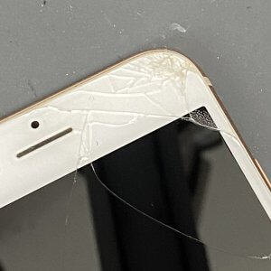iPhone8 フロントパネル交換