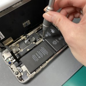 iPhone X バッテリー交換