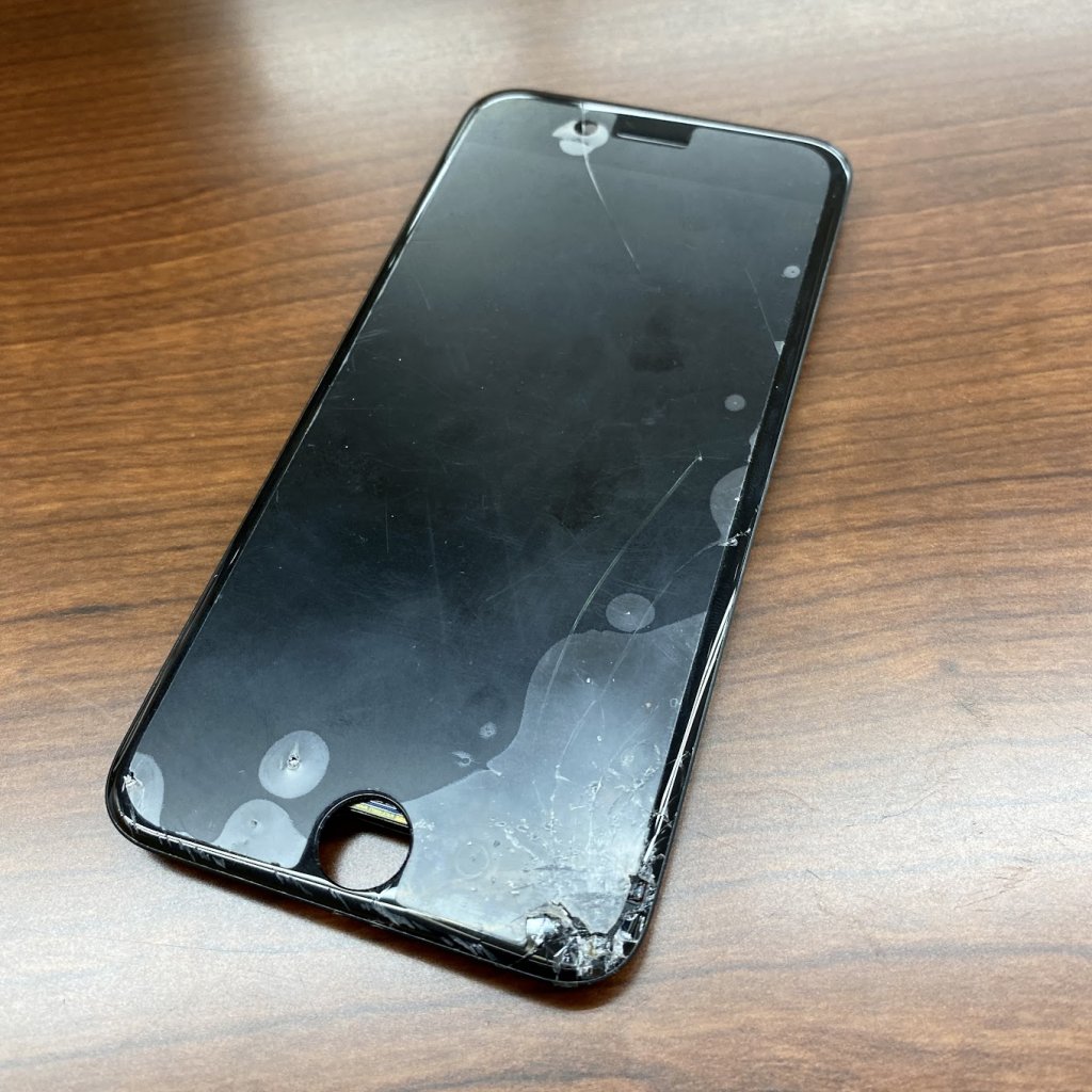 iPhoneSE2 液晶交換と強化ガラスフィルム貼り付け