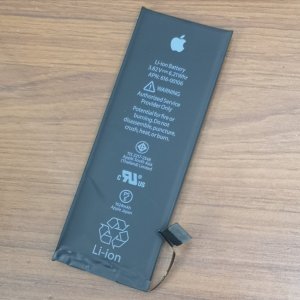 iPhone SE バッテリー交換