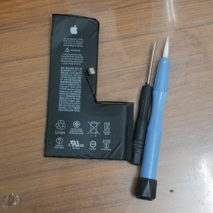 iPhone XS バッテリー交換