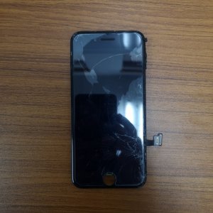 iPhone 8 パネル交換