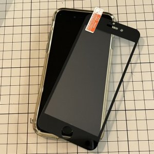 iPhone8 強化ガラス貼り替え