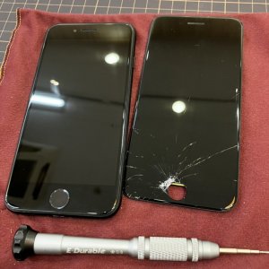 iPhoneSE2 フロントパネル交換