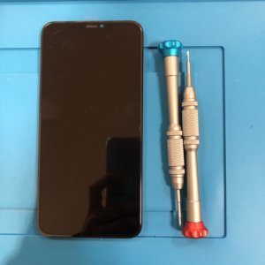 iPhone11ProMAX パネル交換