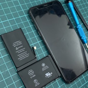 iPhoneXS　バッテリー交換