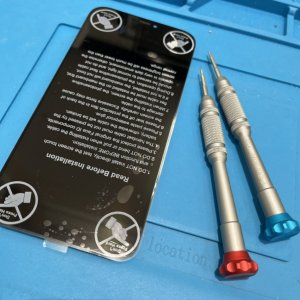 iPhone12Promax フロントパネル交換