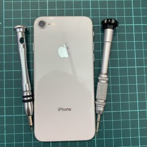 iPhone8 バッテリー交換