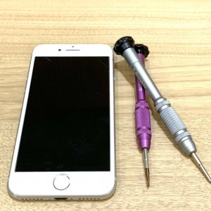 iPhone8 ライトニング交換