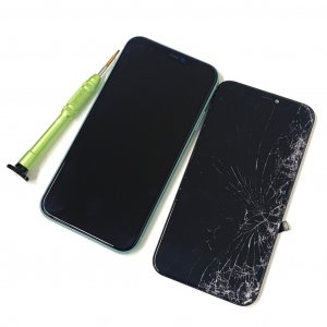 iPhone11 液晶交換修理