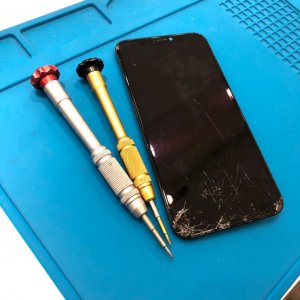 iPhone11Pro　液晶交換