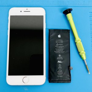iPhone8 バッテリー交換修理