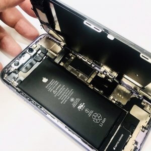 iPhone11 バッテリー交換