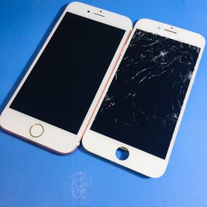 iPhone7 フロントパネル交換
