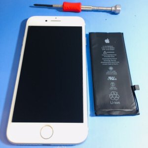 iPhone8 バッテリー交換修理