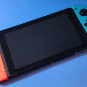 ニンテンドースイッチ 画面修理