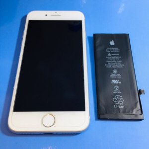iPhone8 バッテリー交換修理