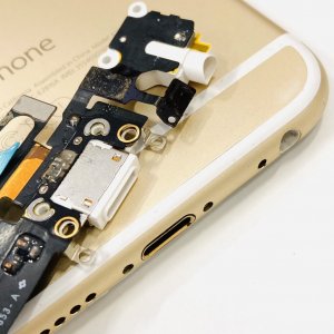 iPhone6 ライトイング修理