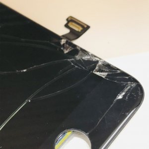 iPhone8 フロントパネル交換修理