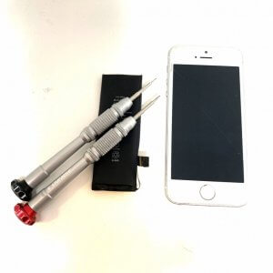 iPhoneSE バッテリー交換