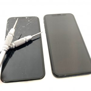 iPhone11液晶交換