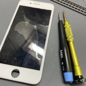 iPhone7 液晶交換 画面縦線 ガラス割れ アイフォン7