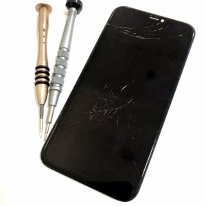 iPhone11 フロントパネル交換